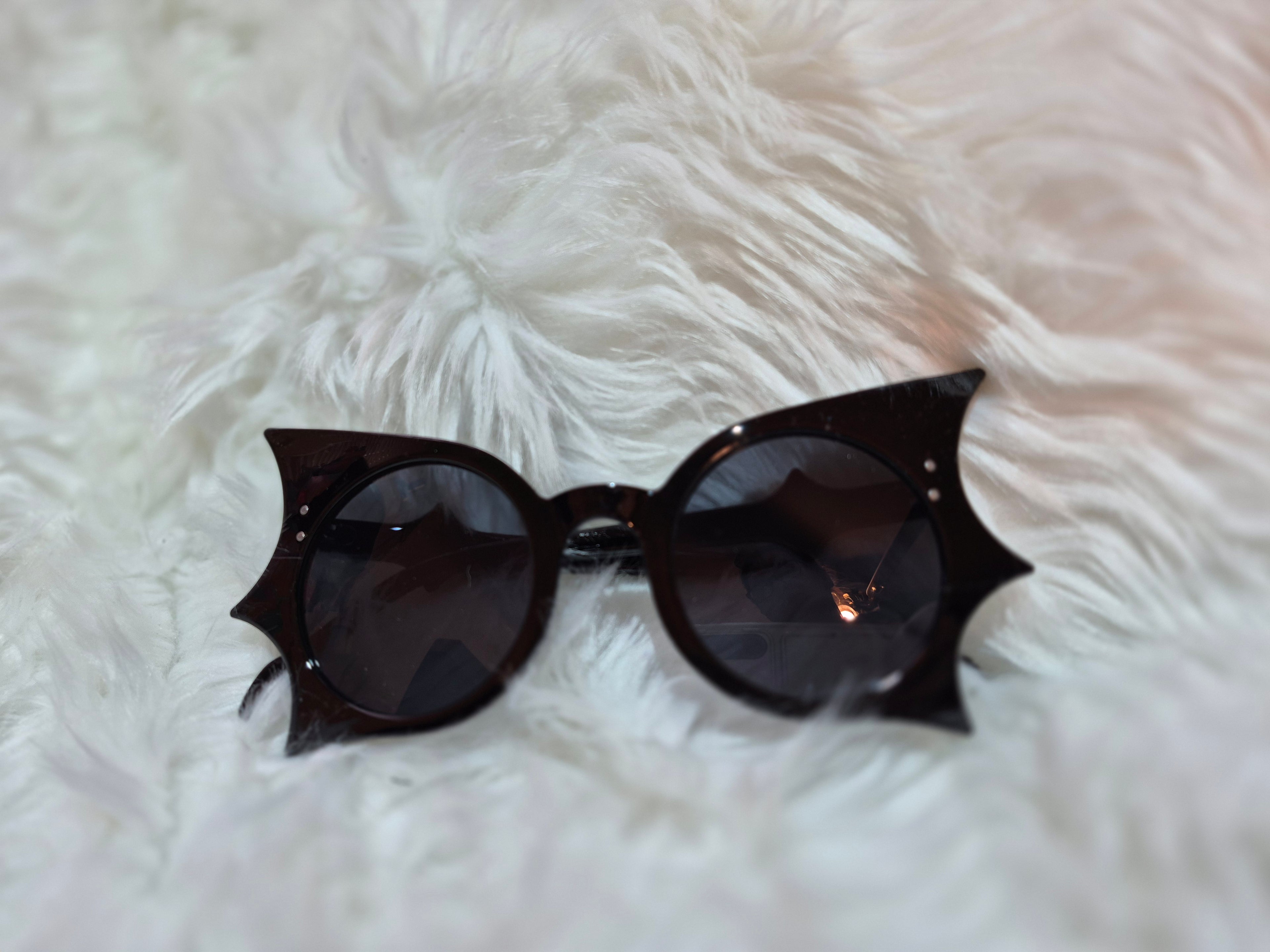 Bat wing adult sunglasses