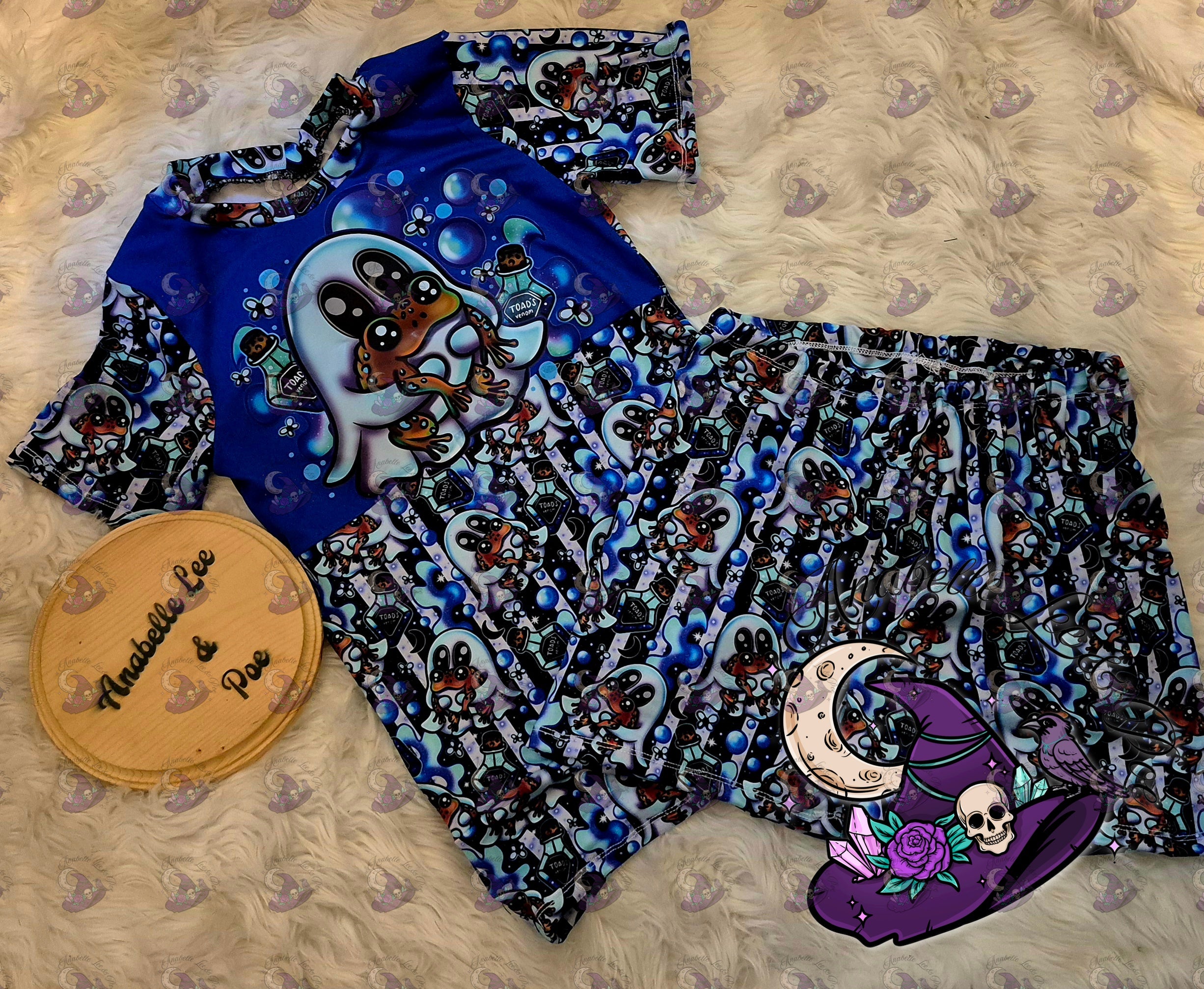 Northern lights shorts and tshirt