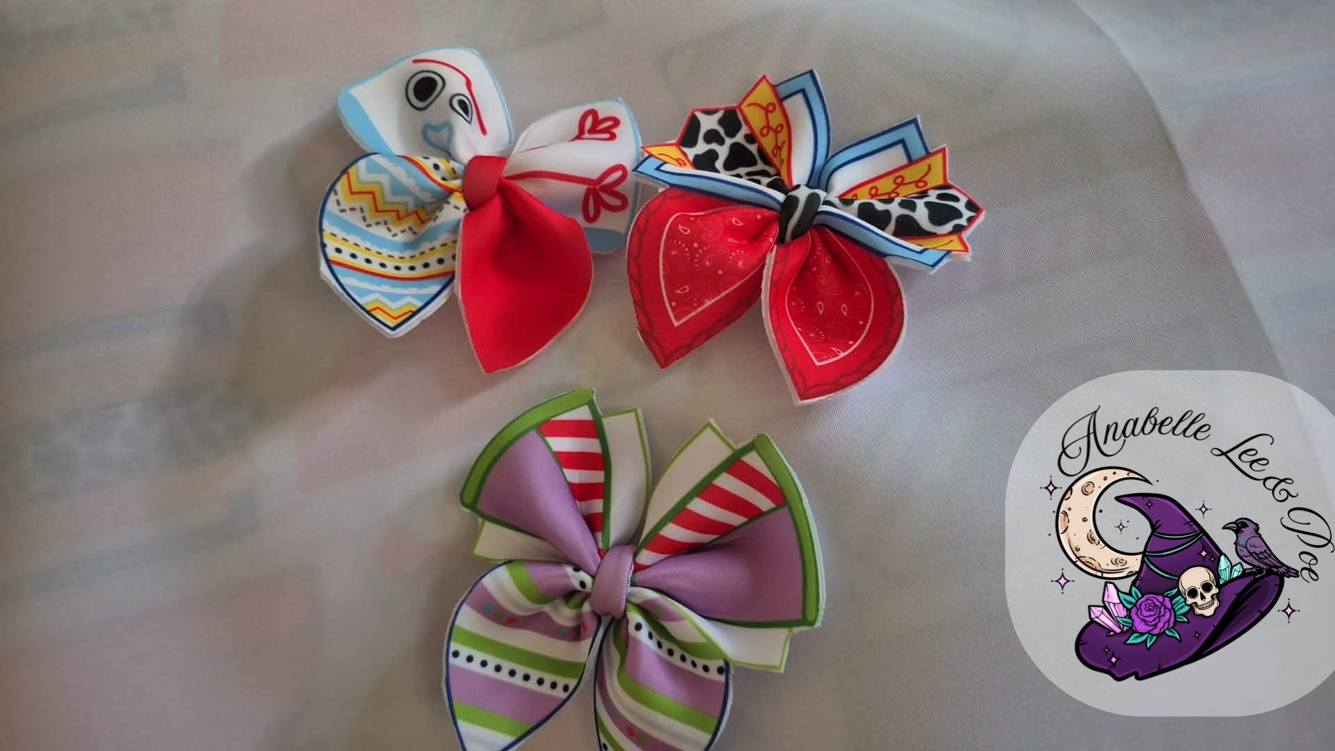 Mini story of toys bubble bow