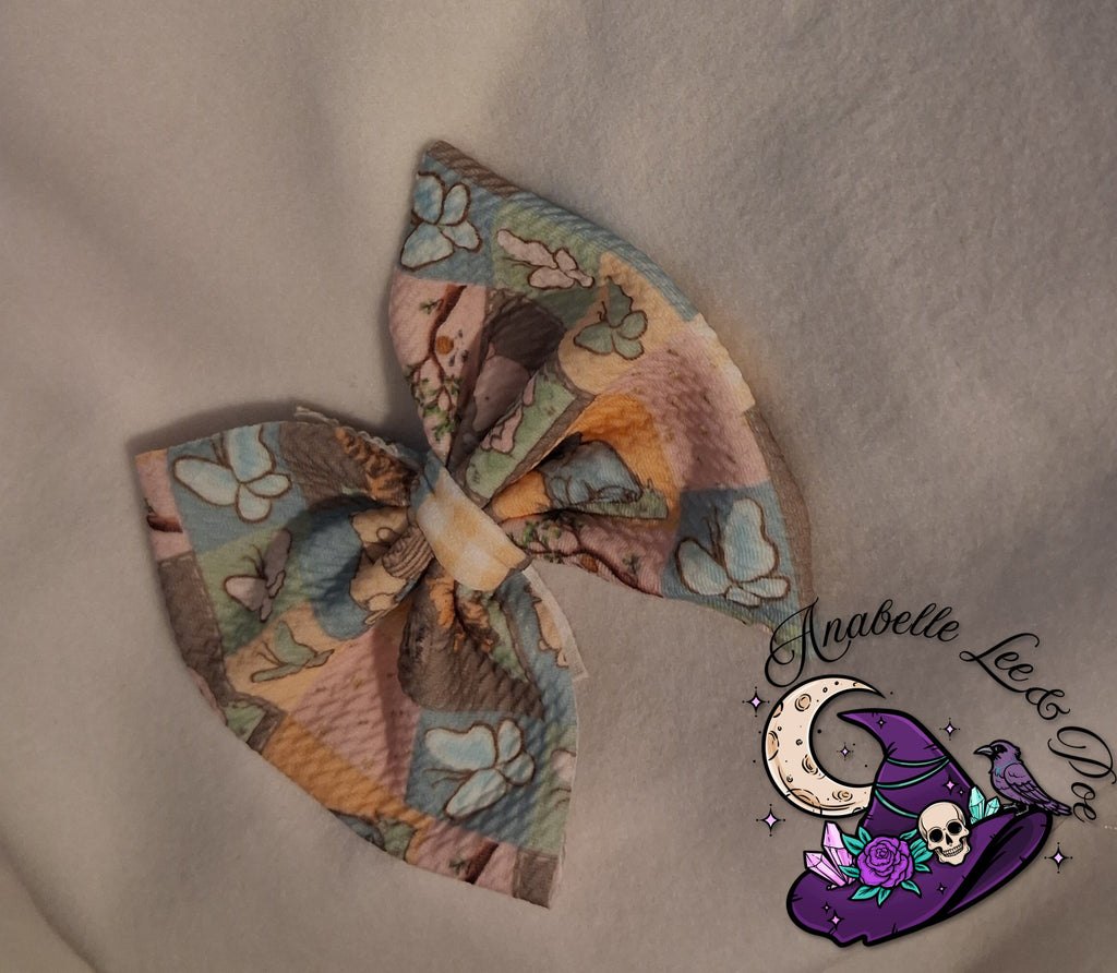 Vintage hundred acre friends bow